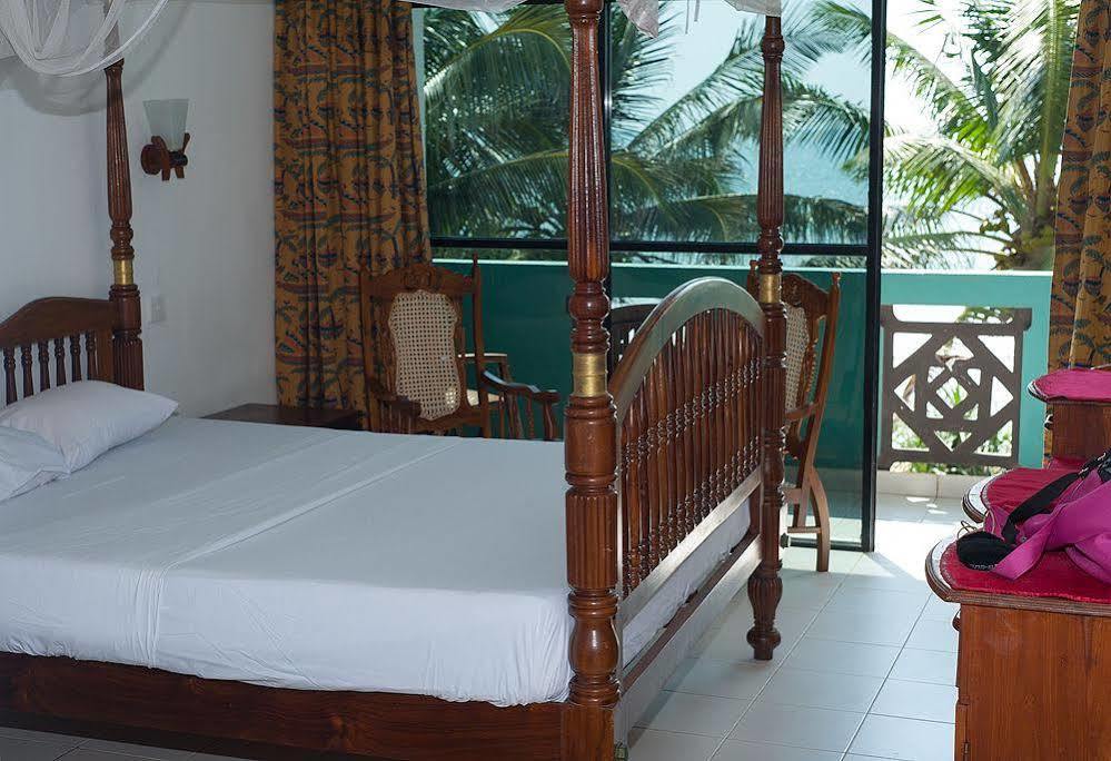 Southern Star Hotel Bentota Exterior foto
